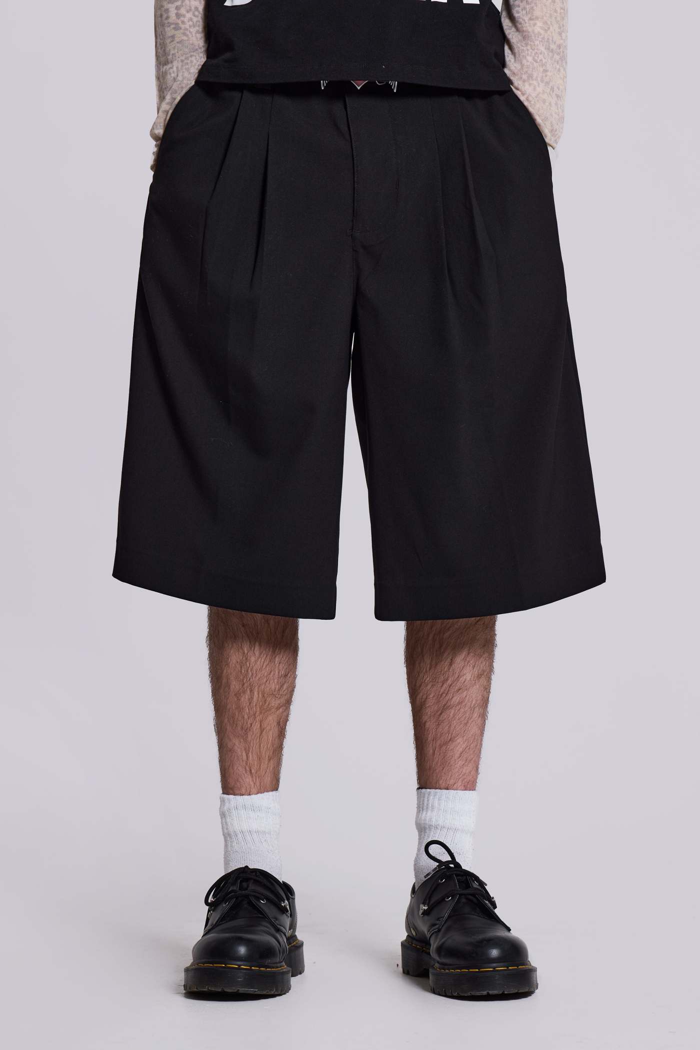 Shop Black Goliath Tailored Baggy Shorts | Jaded London