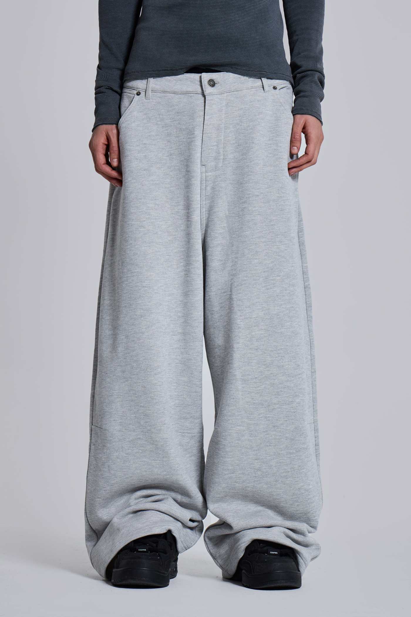 Monster Jogger Jeans