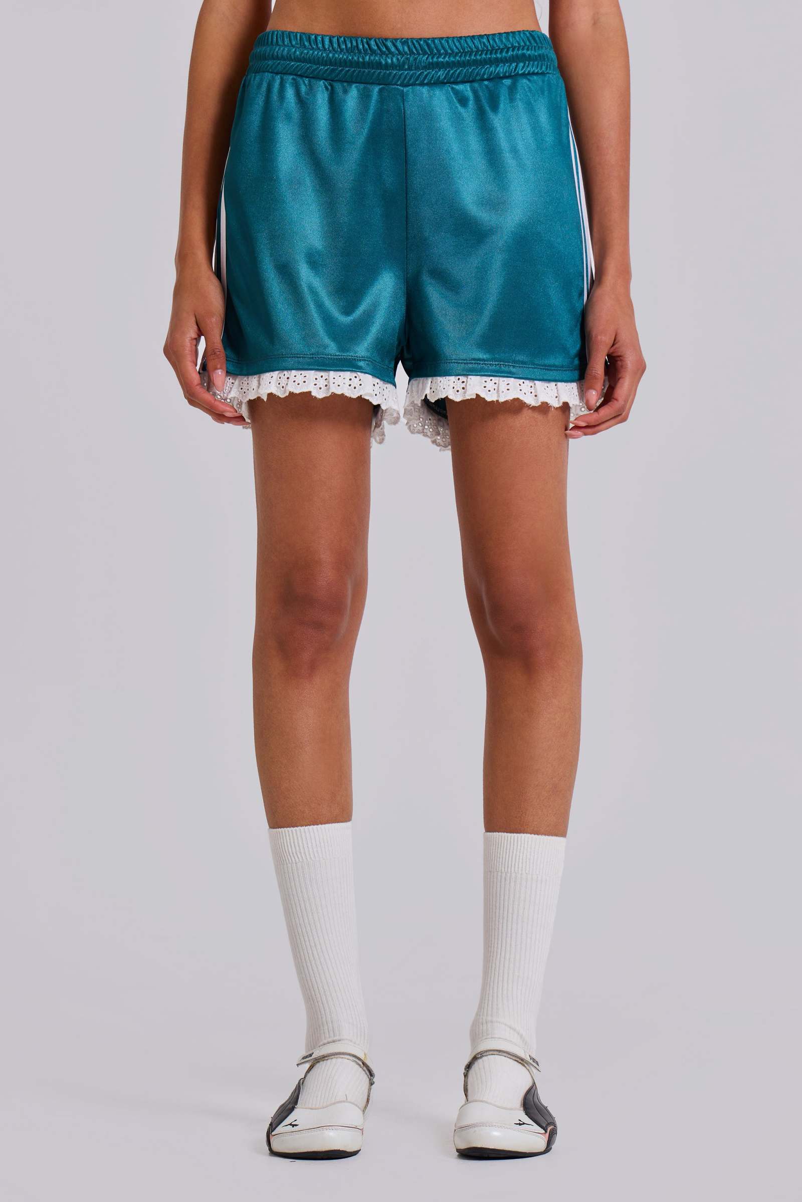 Bronwyn Broderie Football Shorts