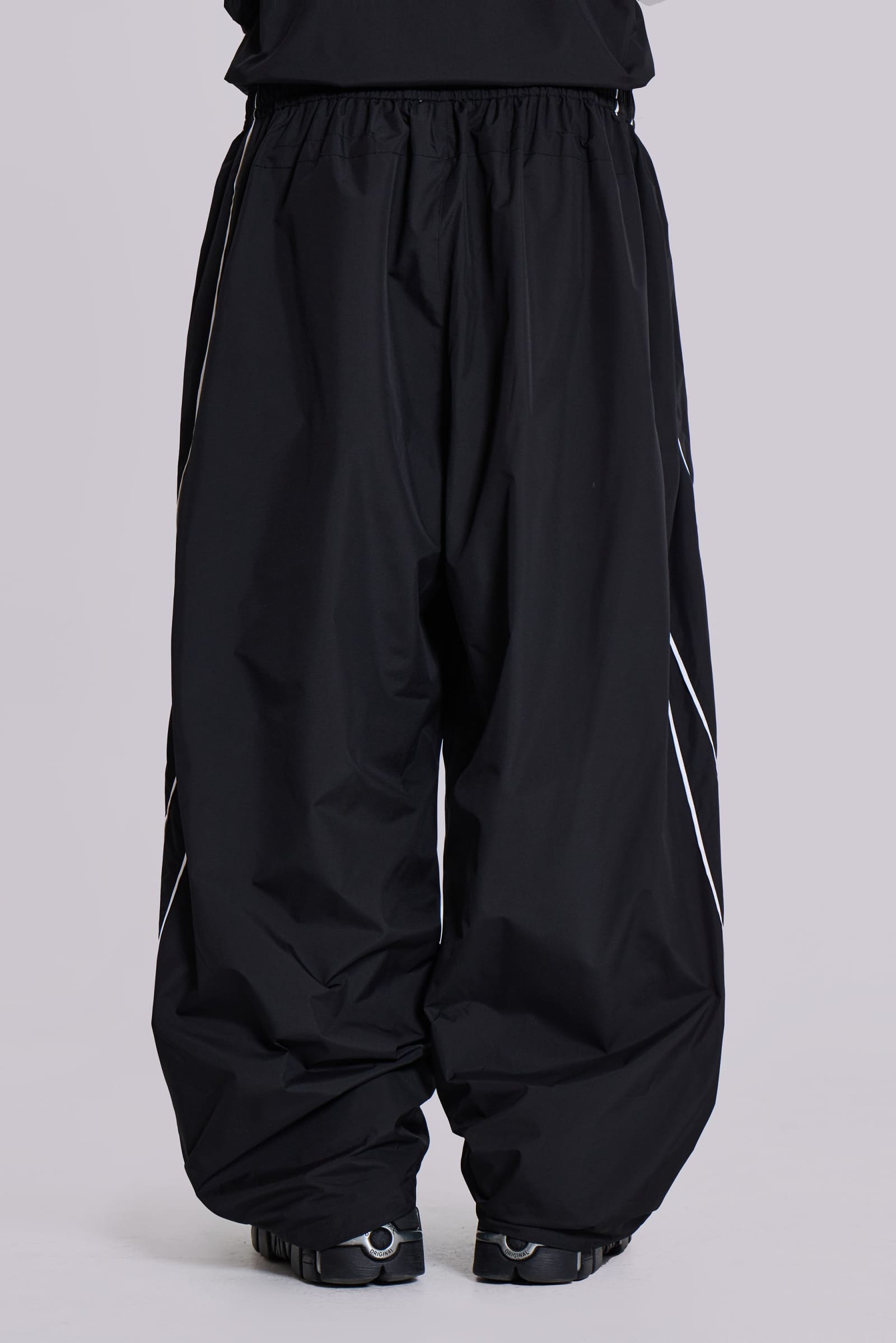 Black Vapor Tracksuit Bottoms