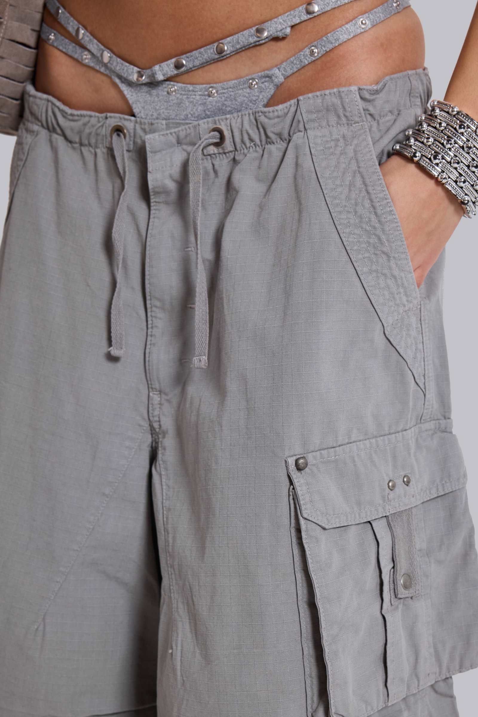 Dove XL Parachute Shorts