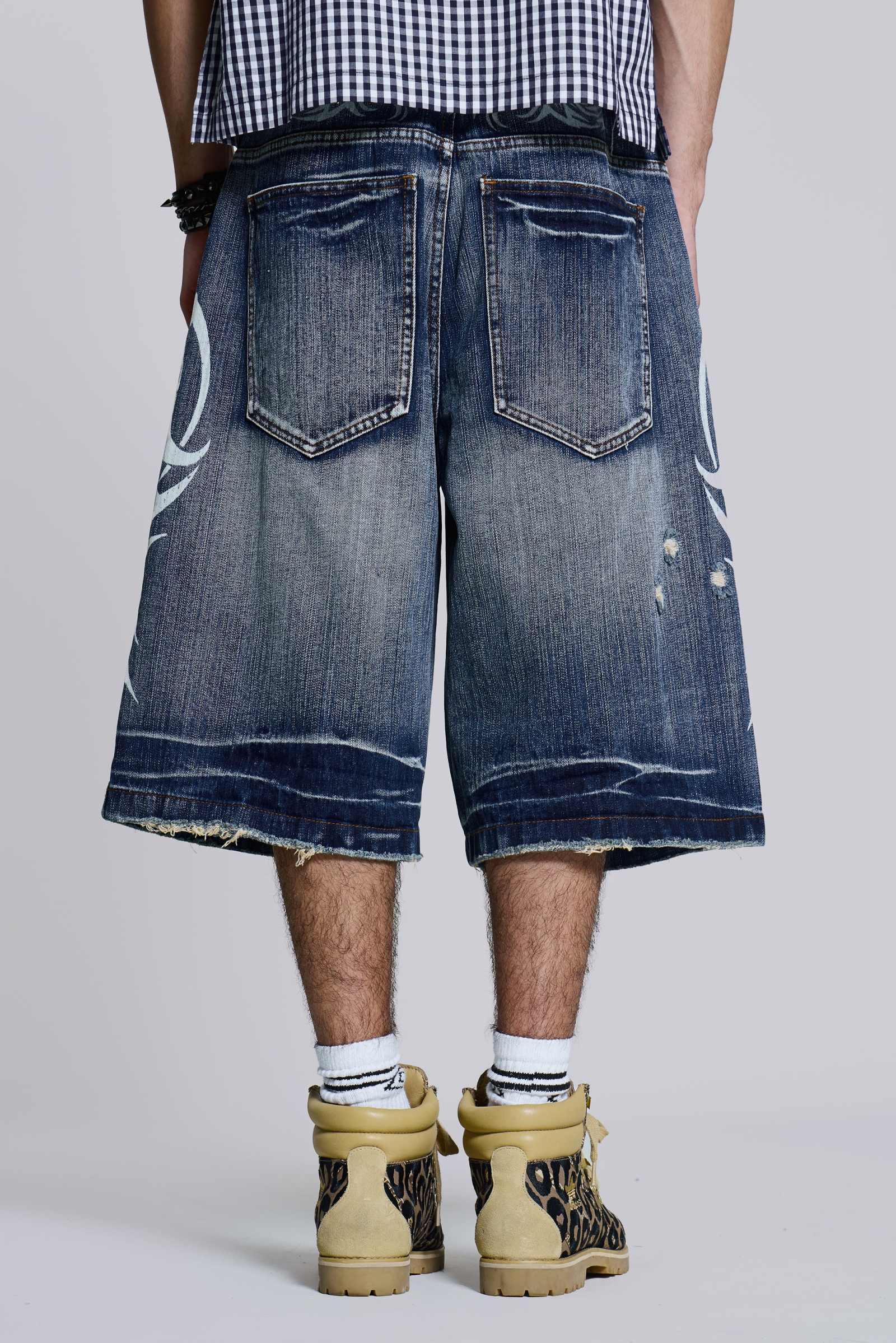 Light Wash Blade Colossus Jorts