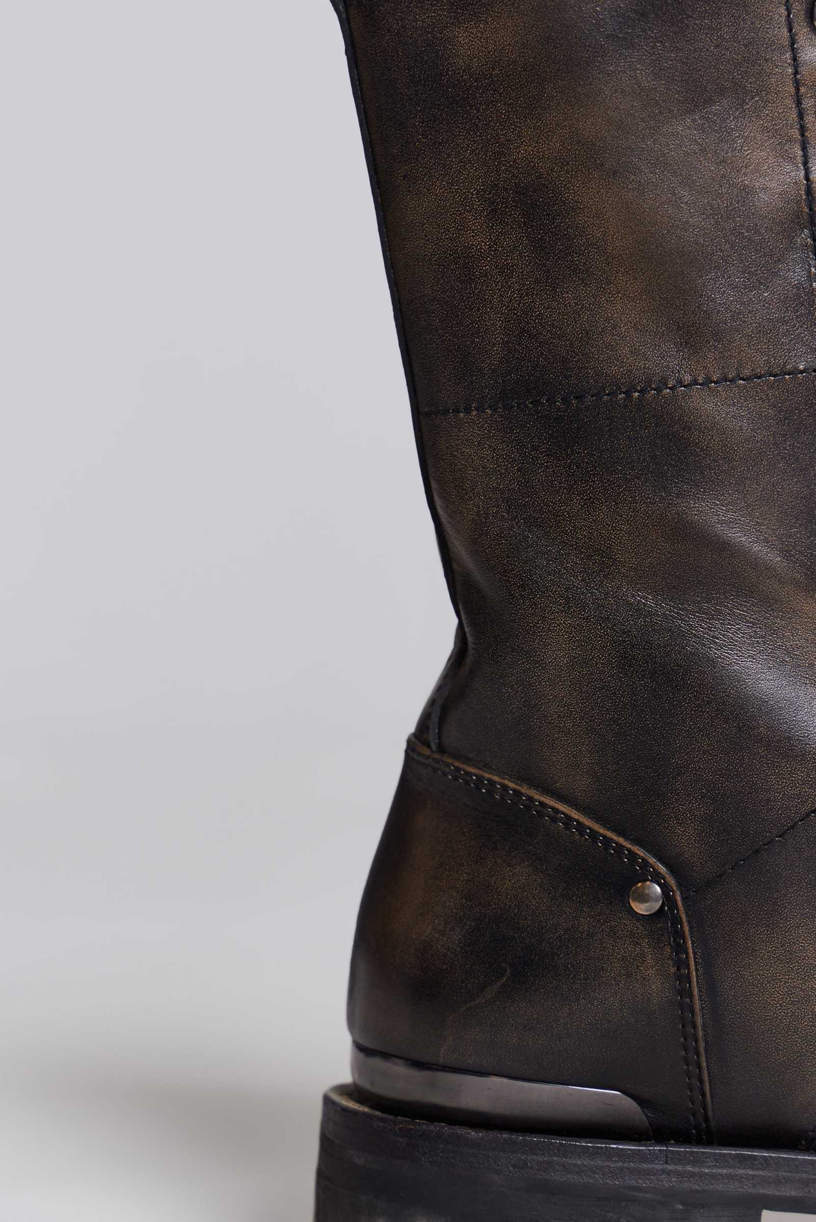Engine Boot