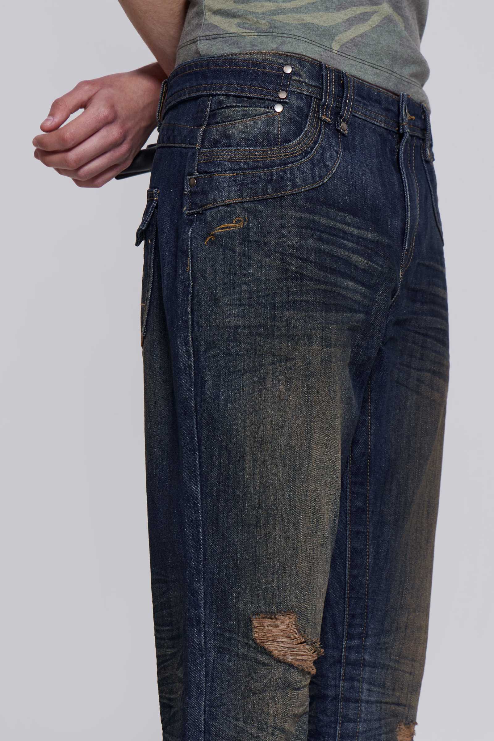 Embroidered Bass Flared Jeans