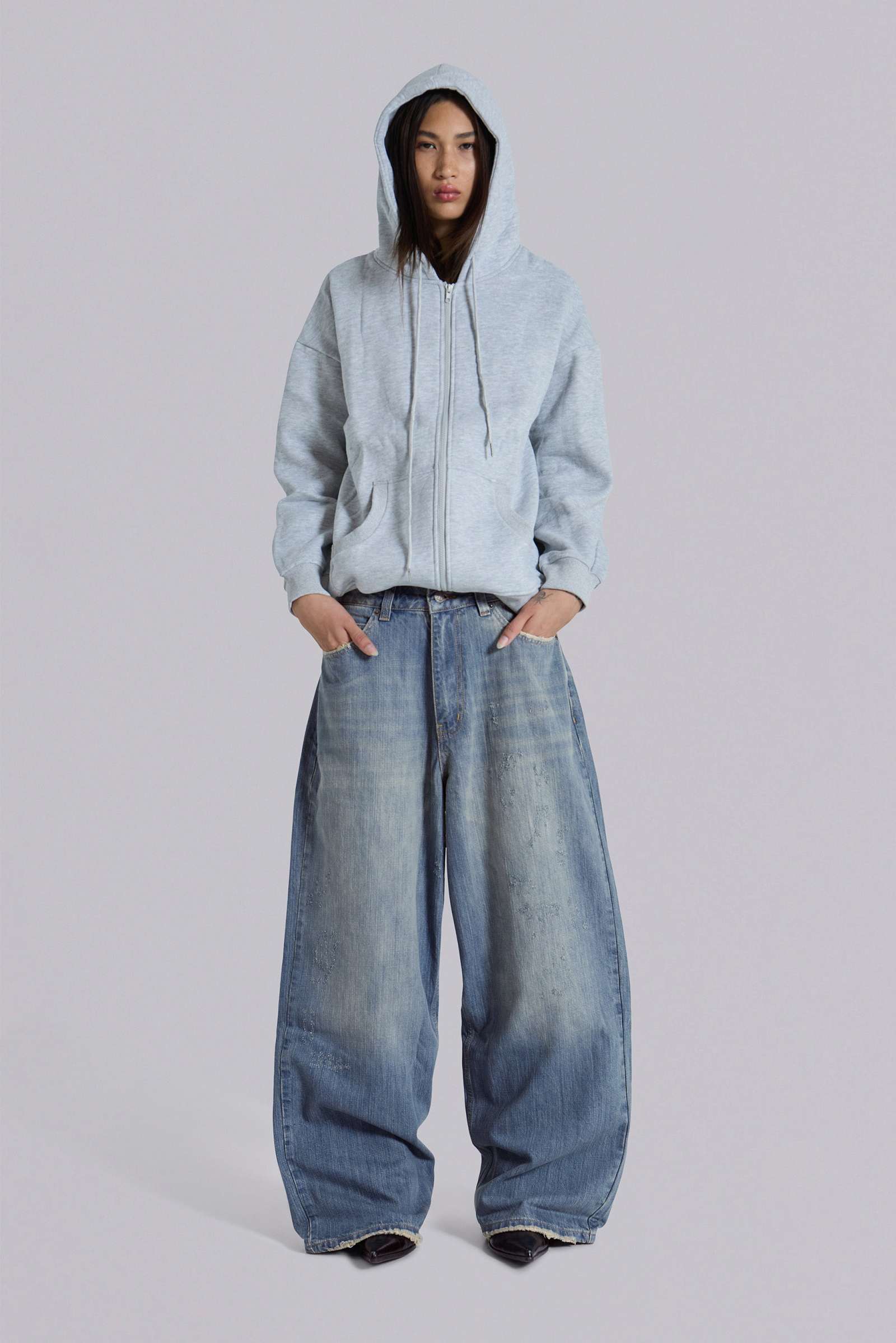 パンツ jaded london denim light wash W32 Jaded London Light Wash Colossus Fit Jeans in Blue | REVOLVE