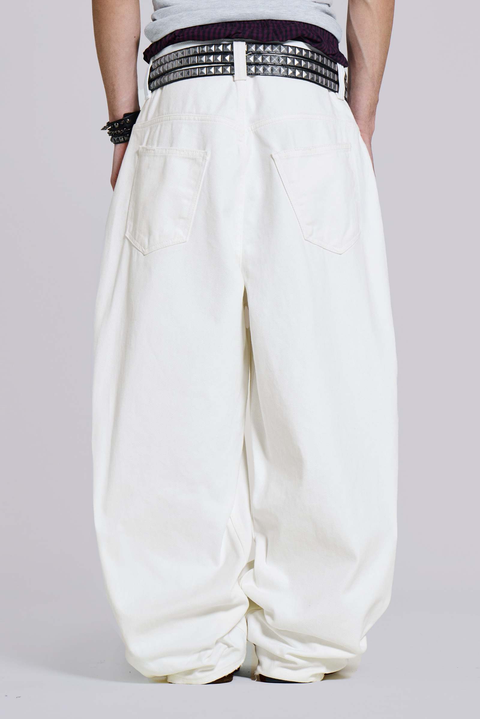 Off White XL Colossus Jeans