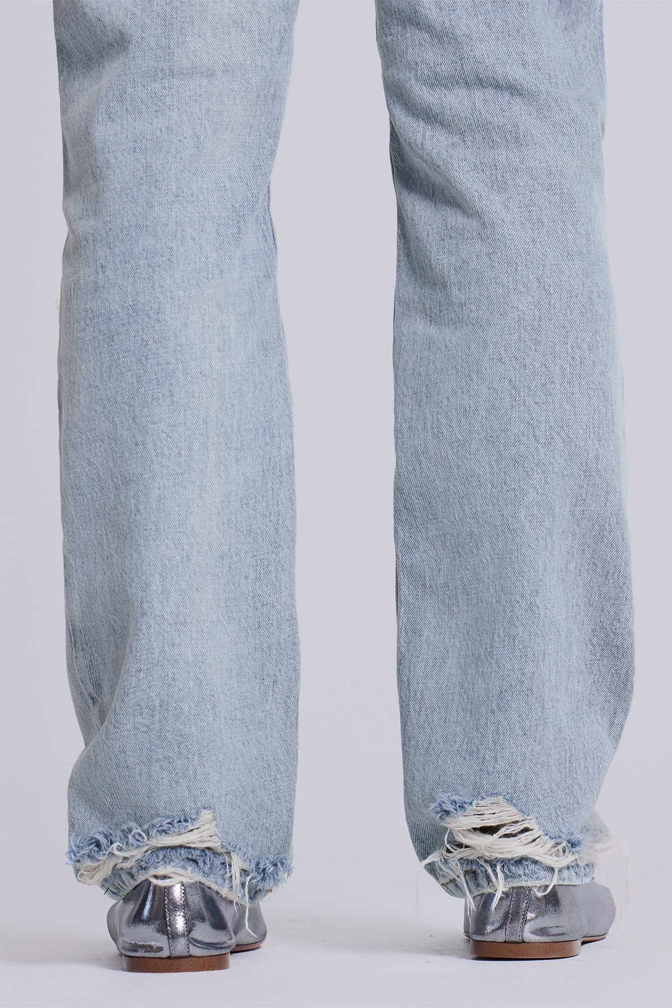 Rider Low Rise Straight Leg Jeans in Light Wash