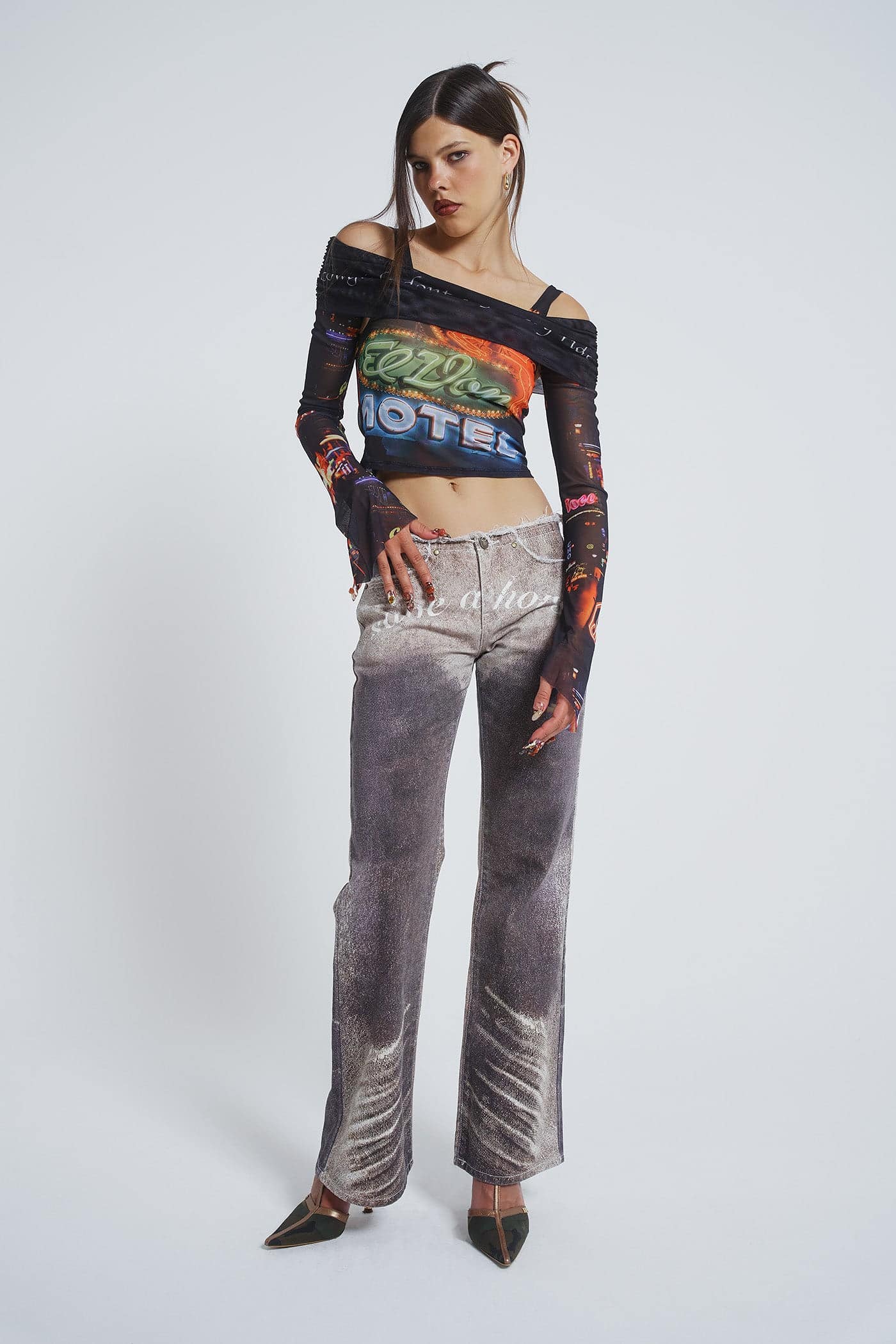 納得できる割引 Shop Ride a Cowboy Low Waist Flared Jeans | Jaded London パンツ