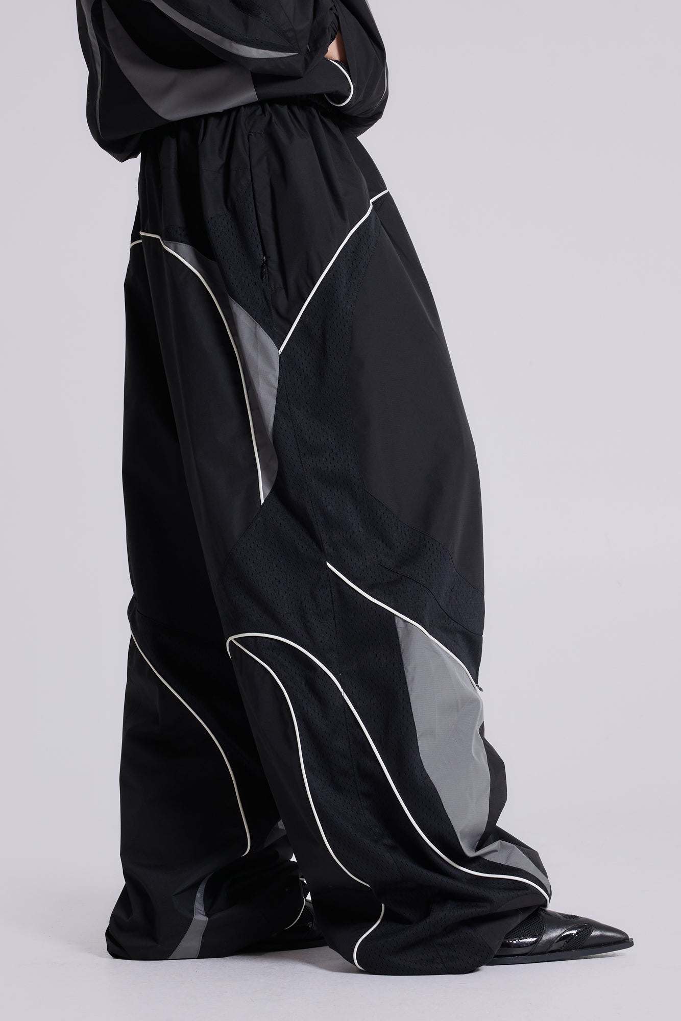 Black Panelled Vapor Joggers