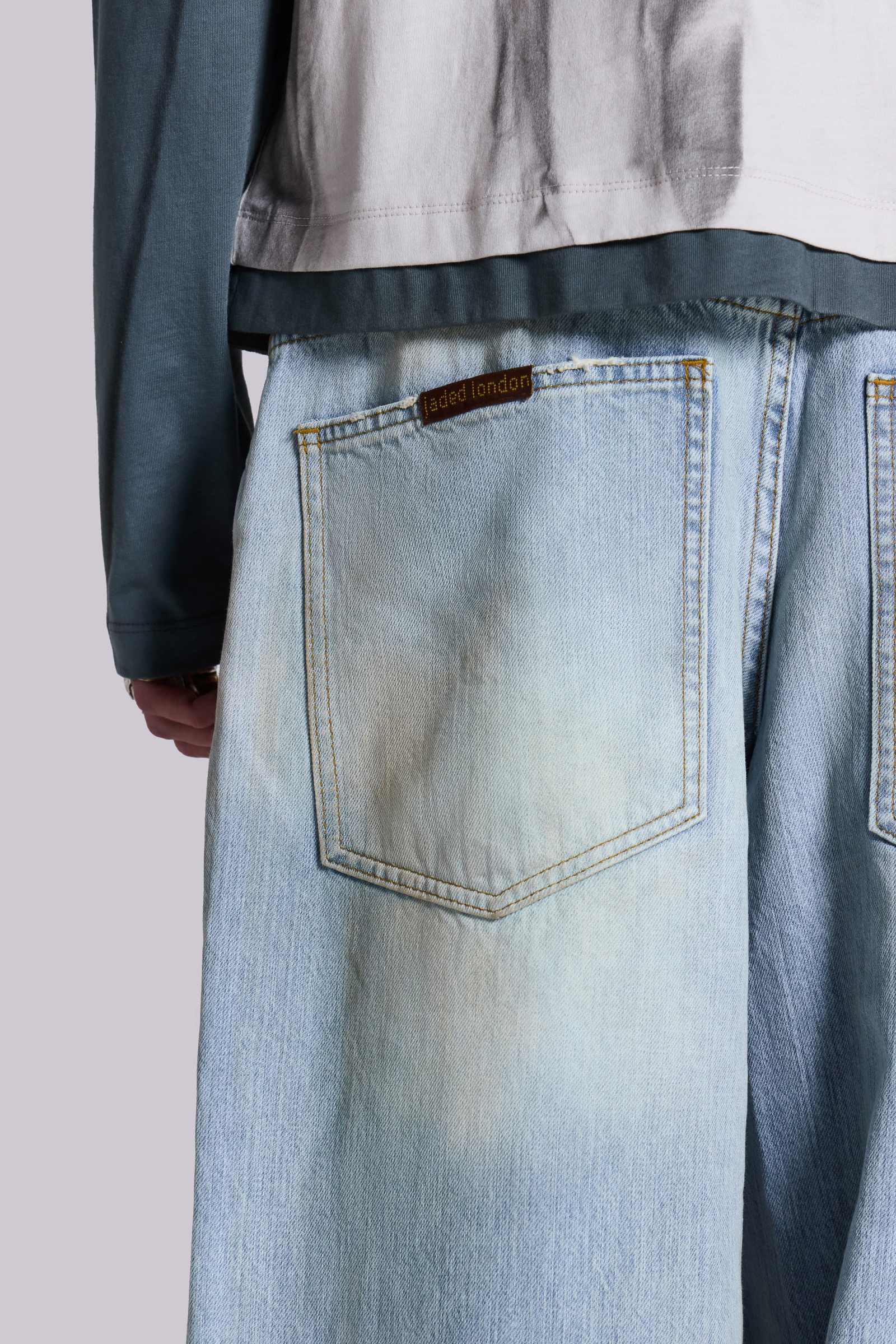 Reef Dirty-Wash Colossus Jeans