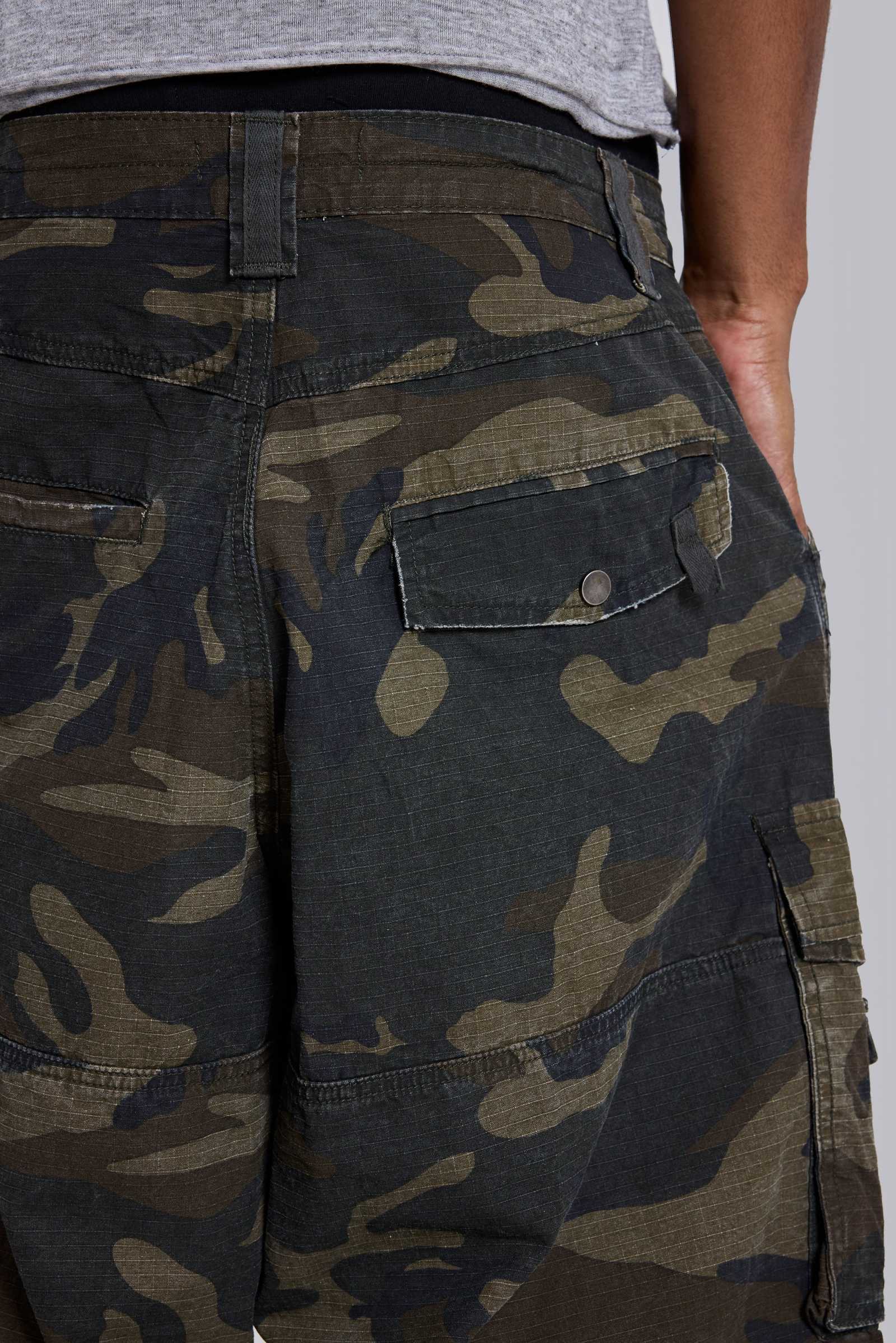 CAMO RIPSTOP CARGO SHORT