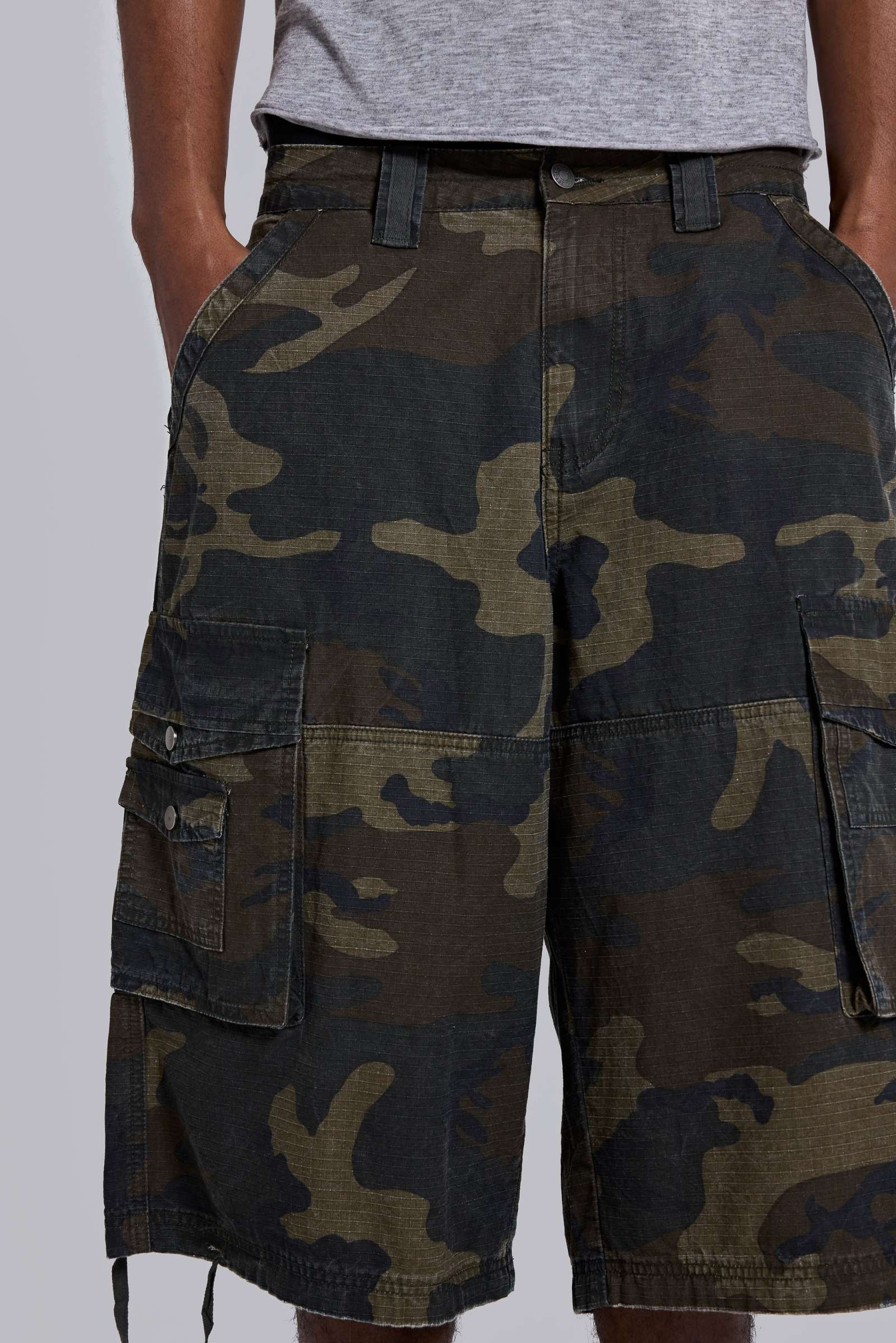 CAMO RIPSTOP CARGO SHORT