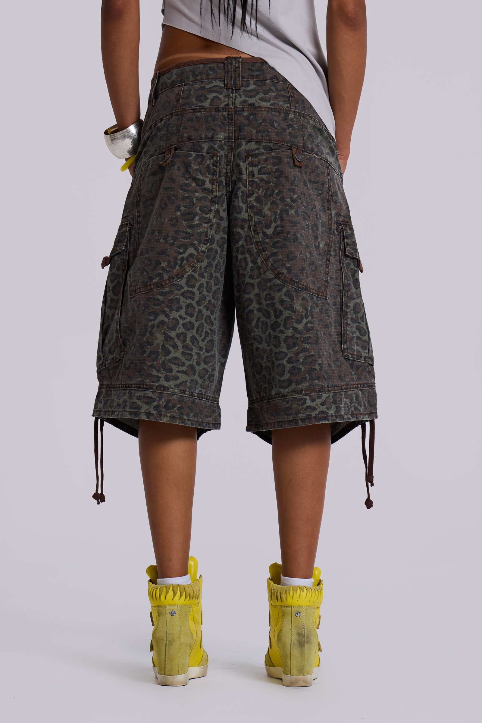 ◆関送込◆JADED LONDON◆Charcoal Leopard Cadet Baggy Shorts Charcoal Leopard Cadet Baggy Shorts | Jaded London | Clothing