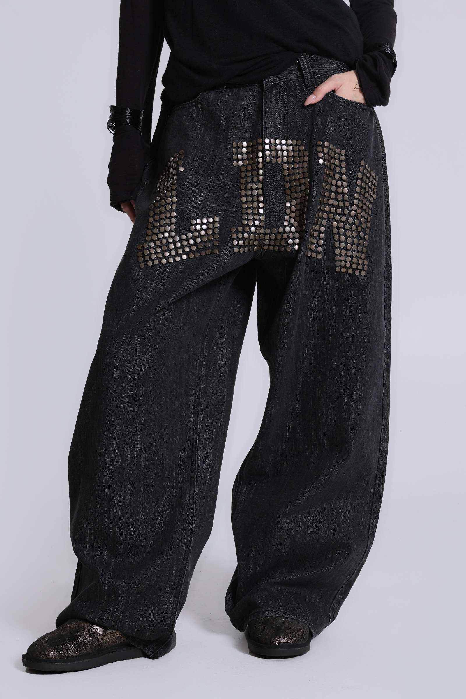 LDN Stud XL Colossus Jeans