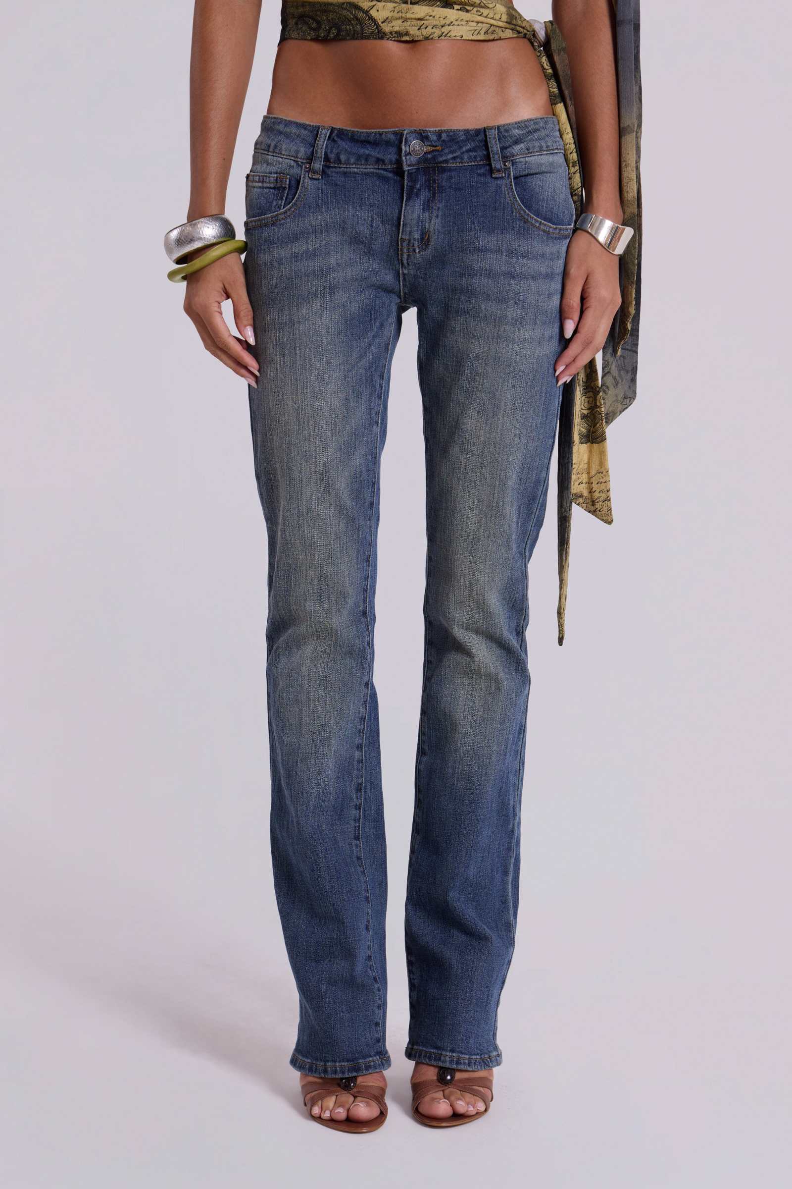 Cassia Cooper Bootcut Jeans in Mid Blue