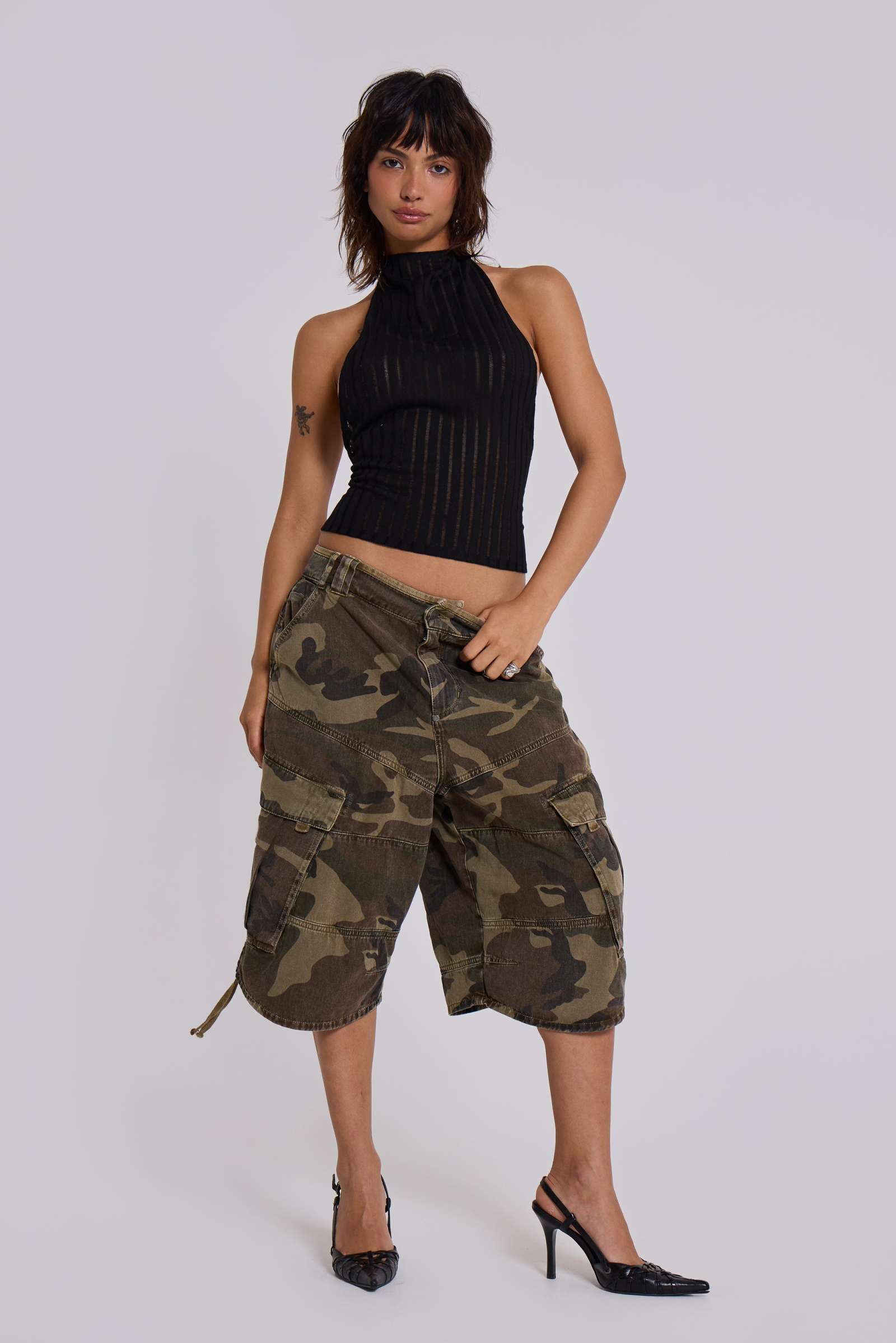 Black Zene Backless Top