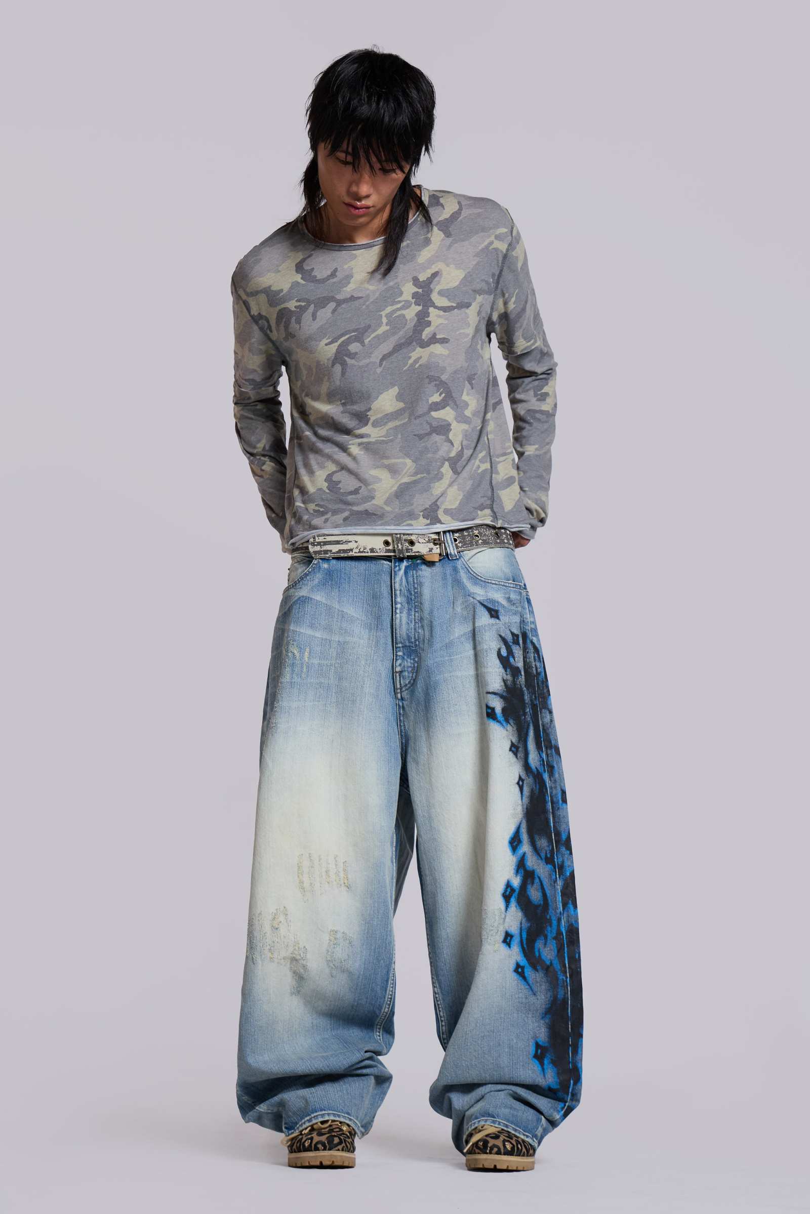 関税込【Jaded London】MONOGRAM Baggy pants Jaded London Monogram Baggy Jeans in Denim Blue | REVOLVE