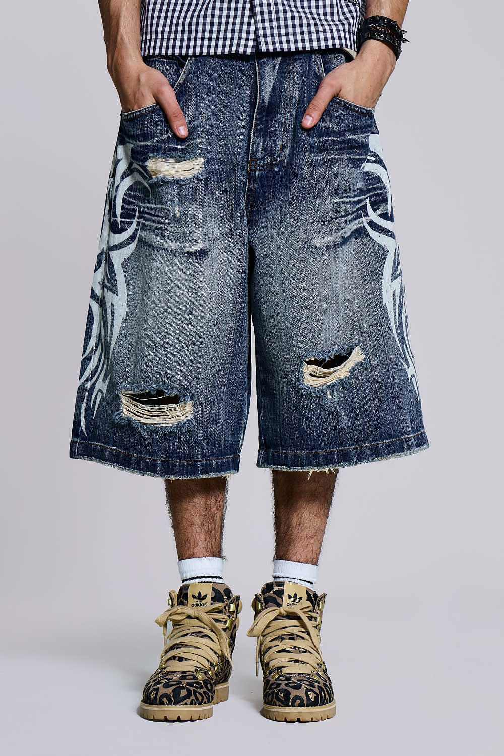 Light Wash Blade Colossus Jorts
