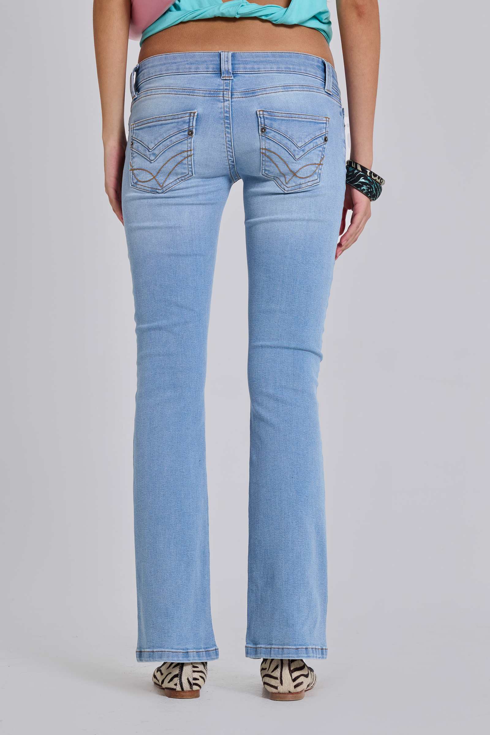 Kelsey Low Rise Skinny Bootcut Jeans in Light Wash