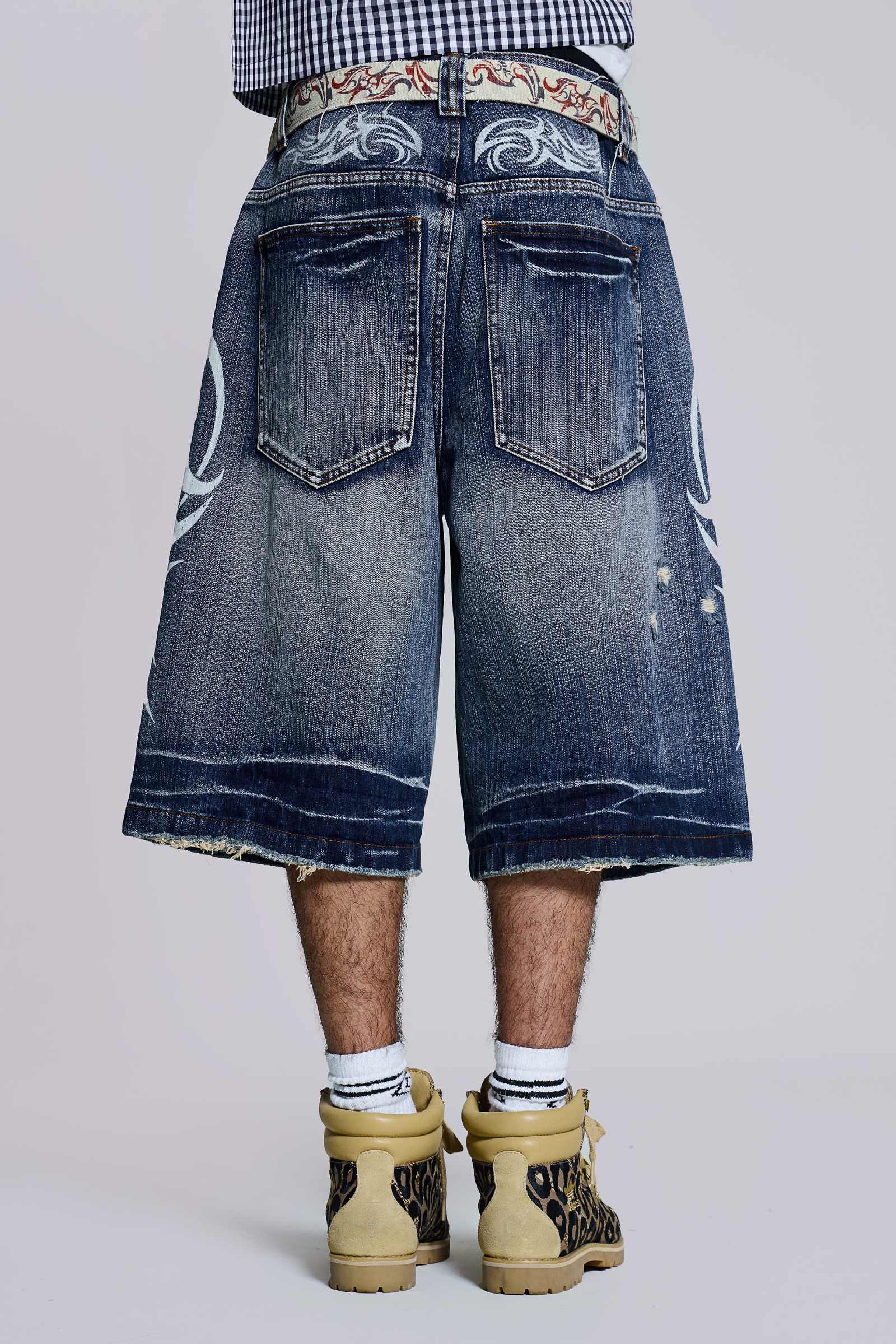 Light Wash Blade Colossus Jorts