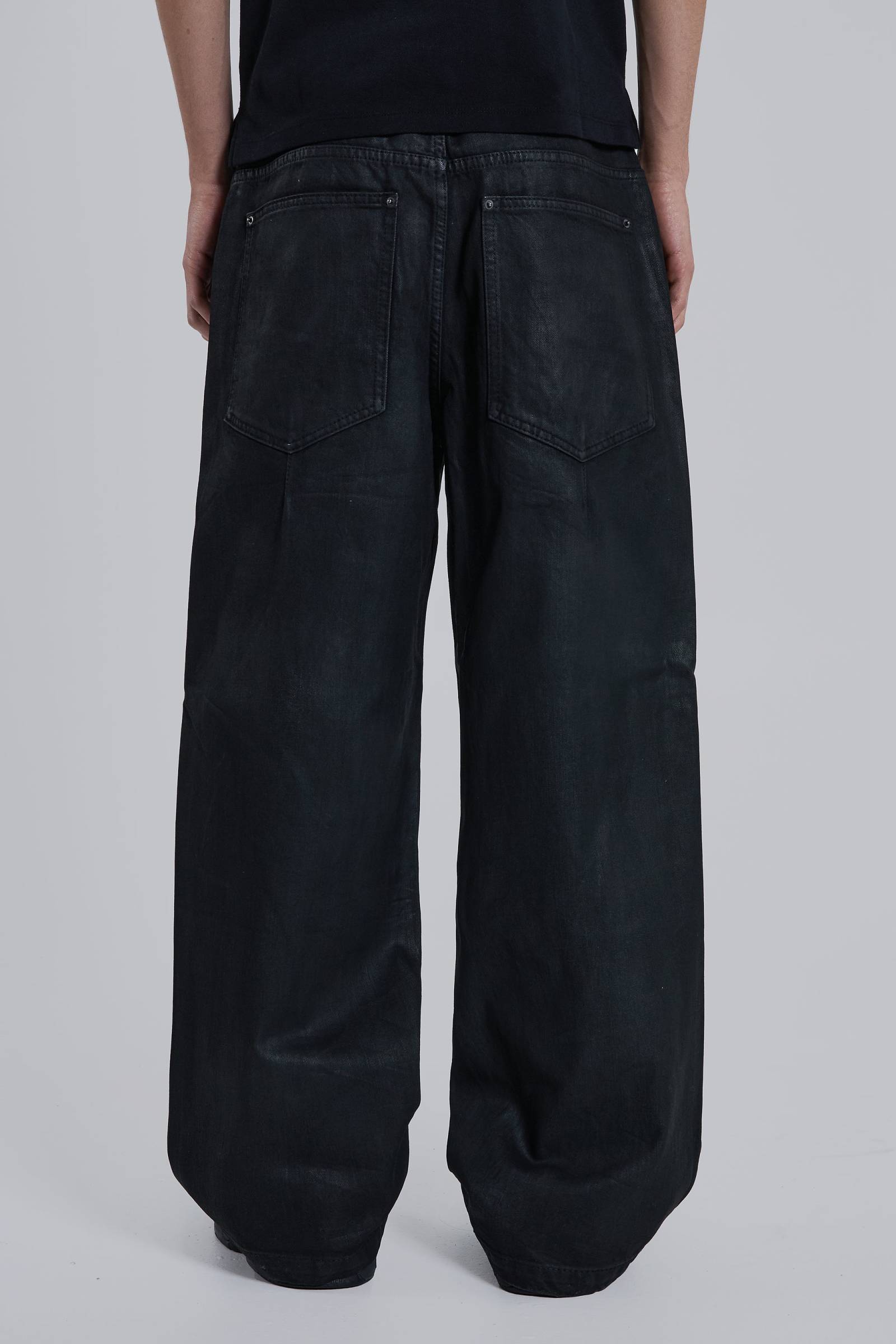 Coated Zip Colossus Jeans