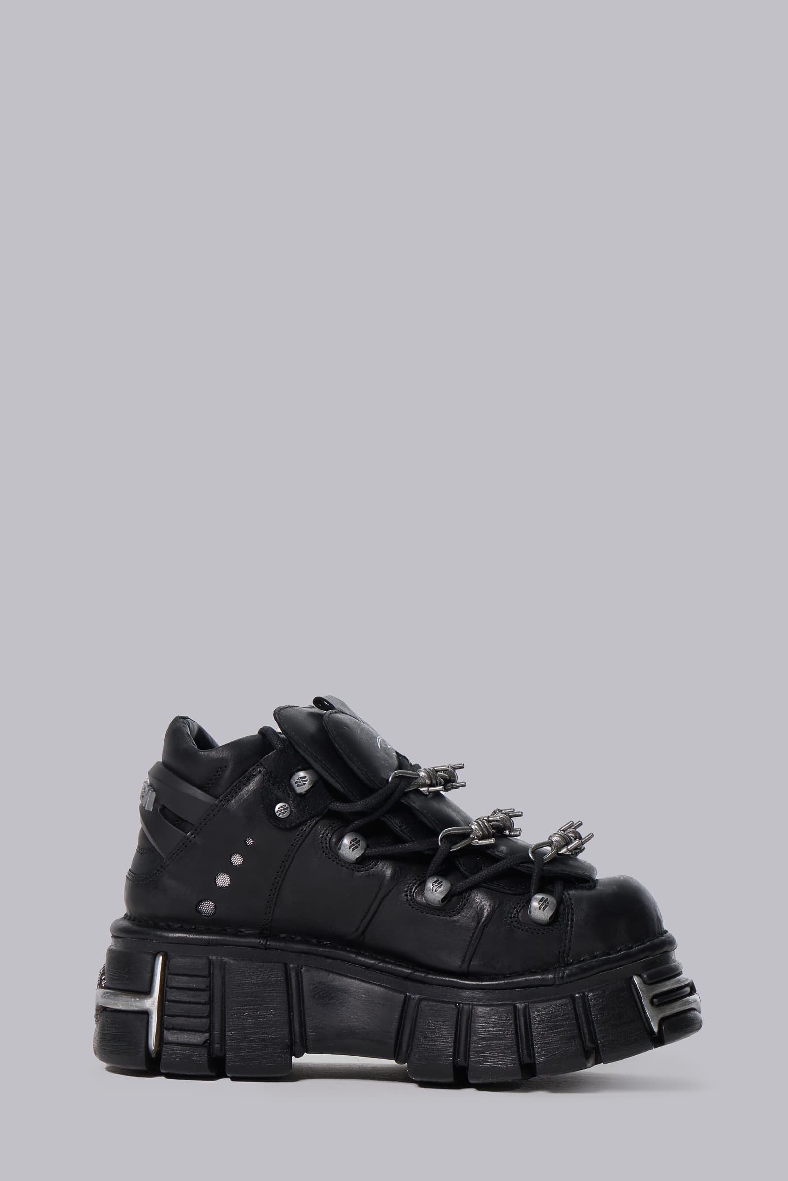 Glaive Tower Boots