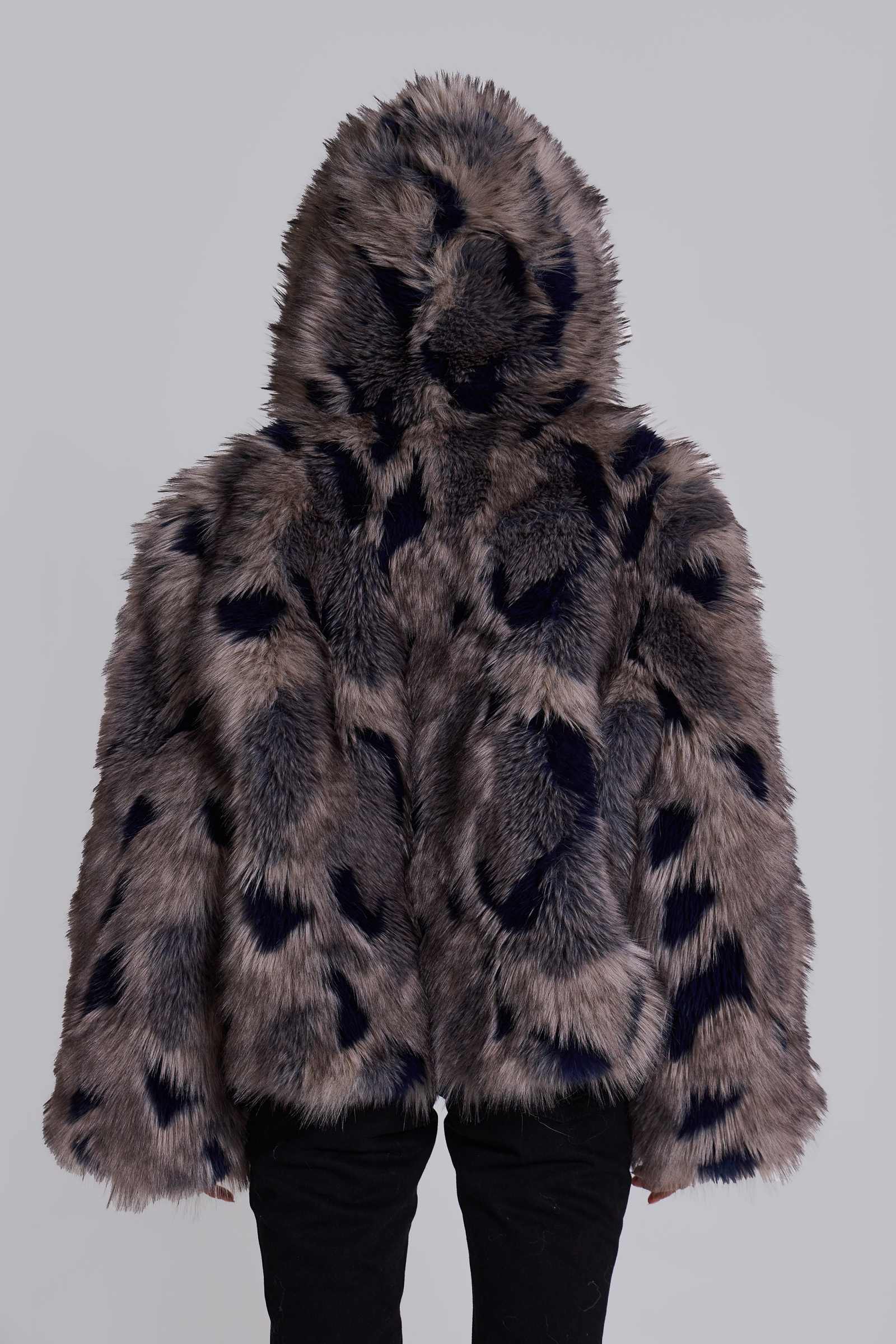 Mara Oversized Faux Fur Coat in Ashen