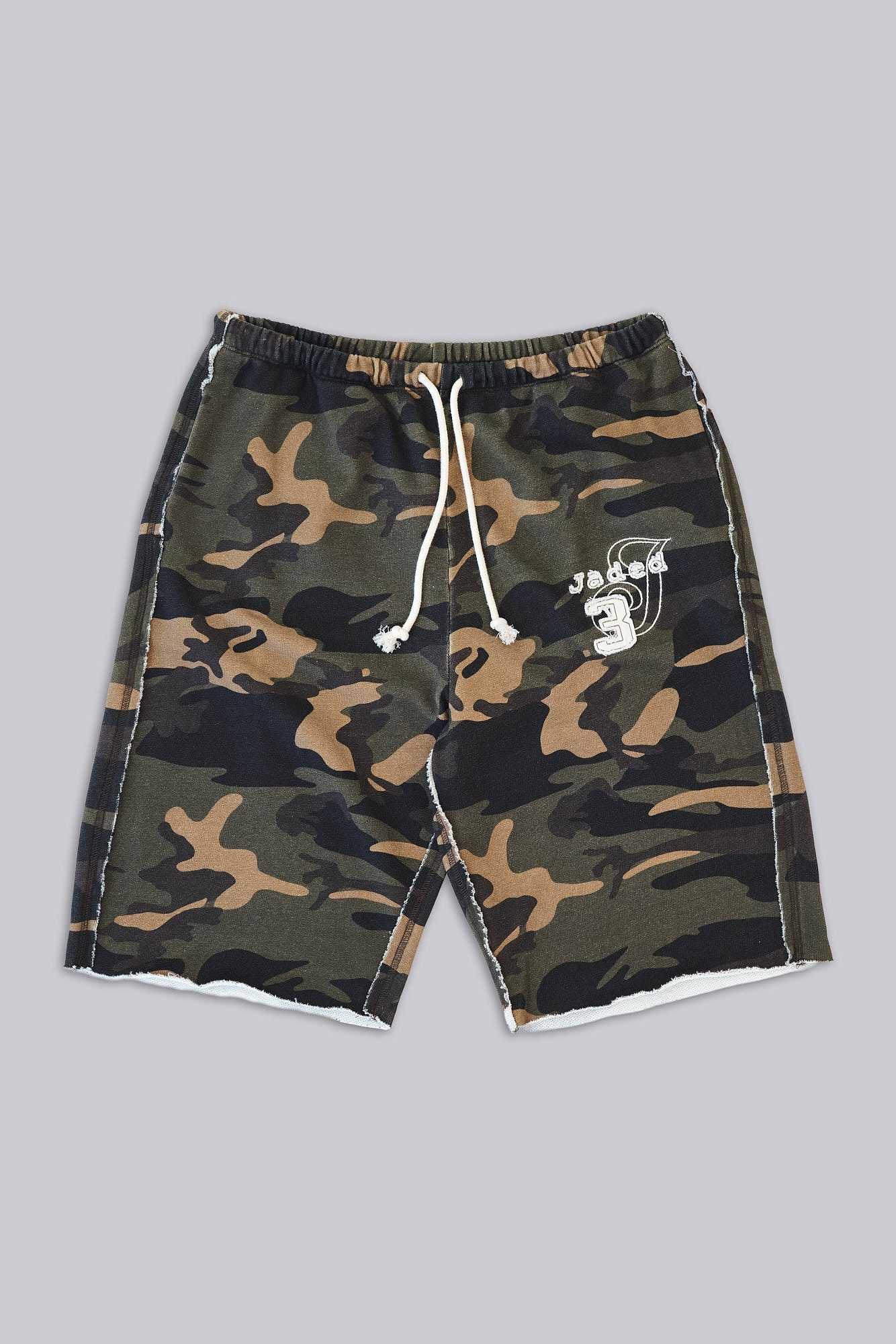Cleo Slouchy Jogger Shorts in Camo
