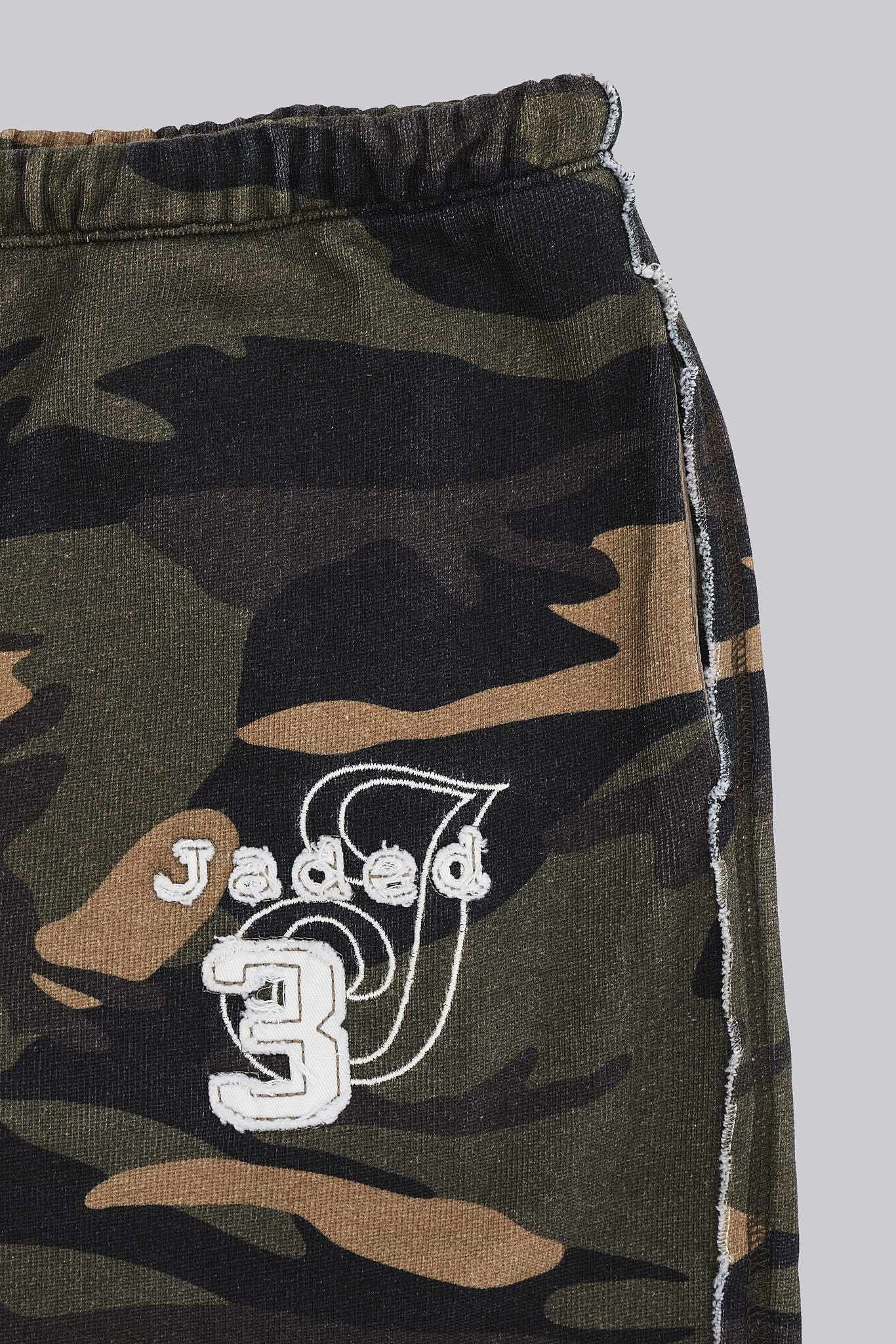 Cleo Slouchy Jogger Shorts in Camo