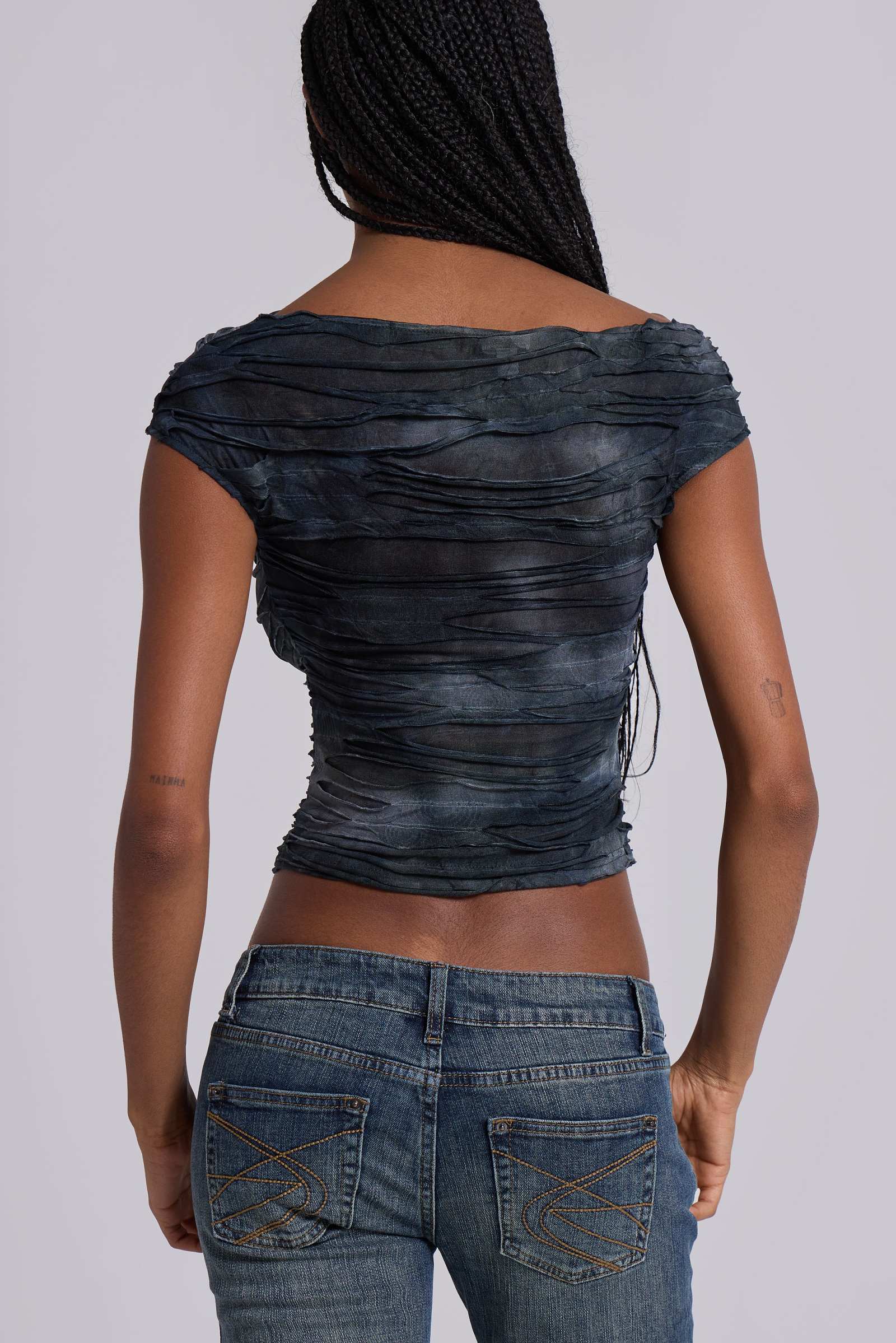 Reign Asymmetric Top