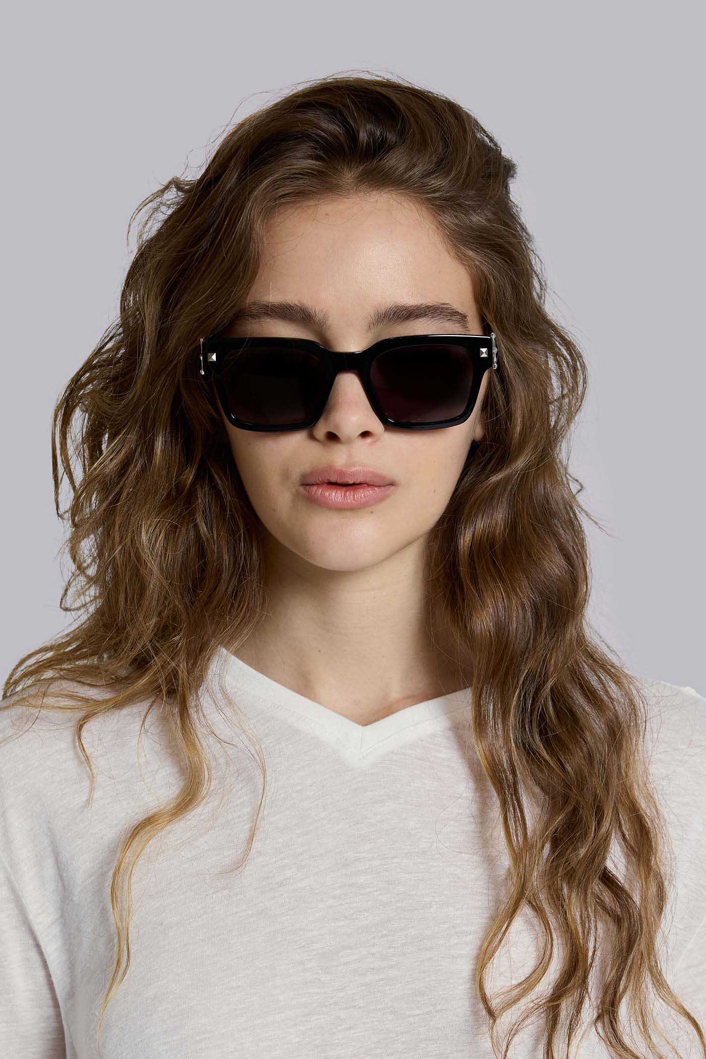 Icon Buckle Sunglasses