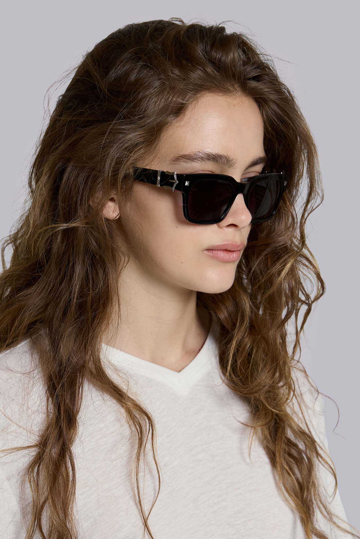 Icon Buckle Sunglasses