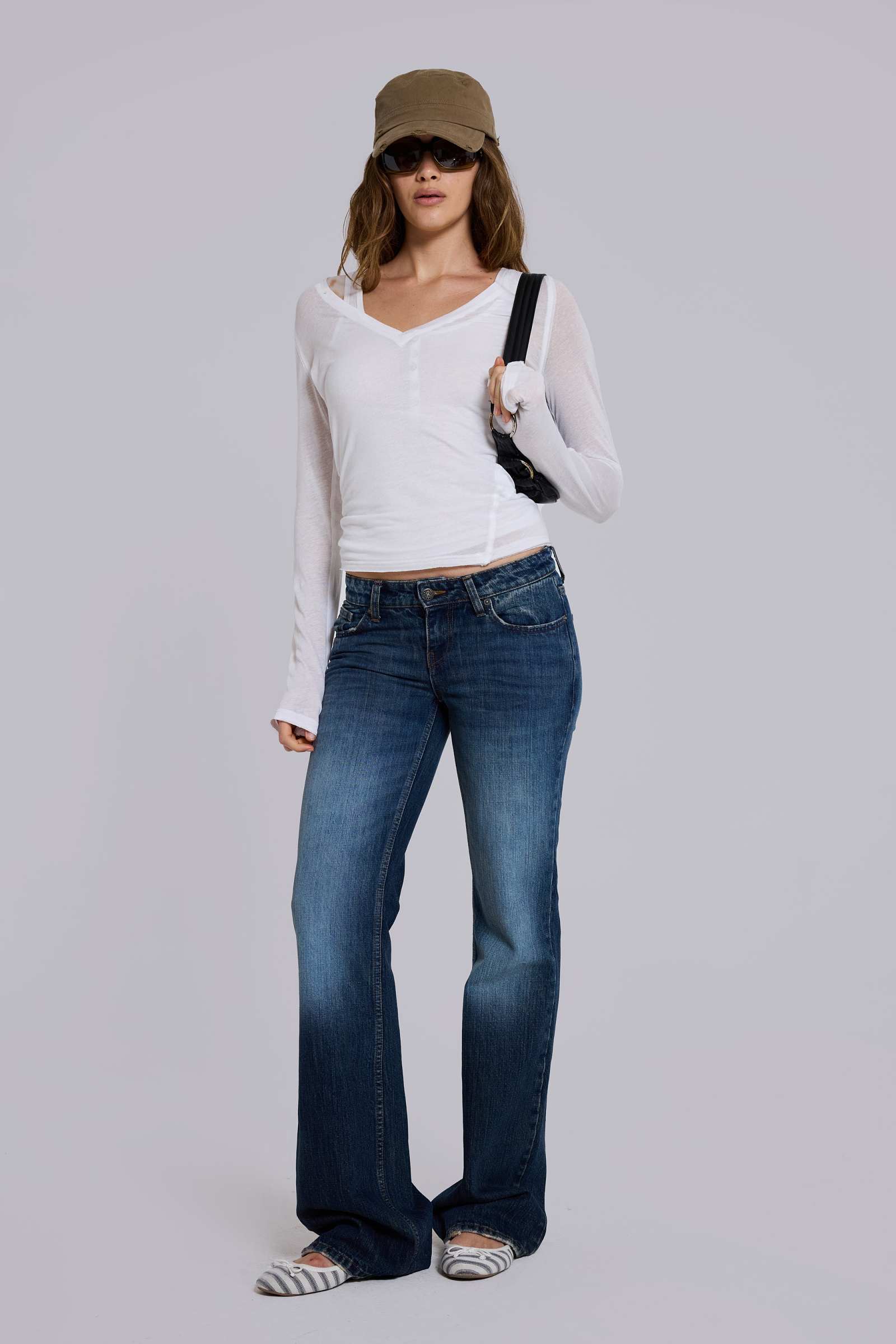 Leni Low Rise Flare Jeans in Mid Blue