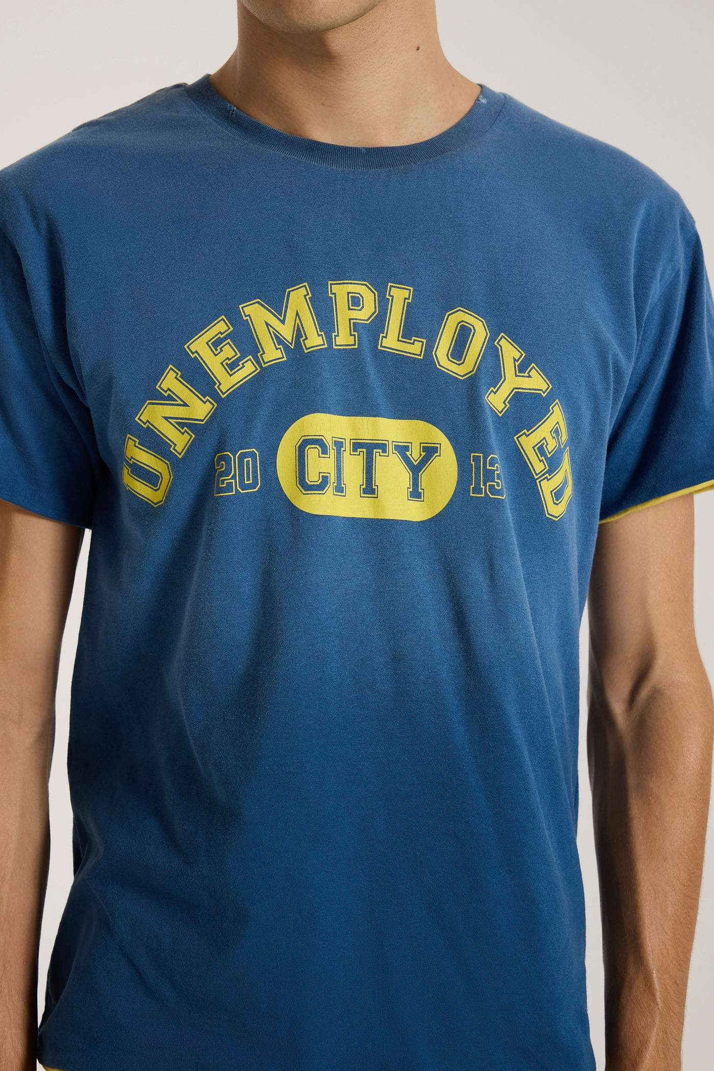 Unemployed City Reversible T-Shirt – view 20