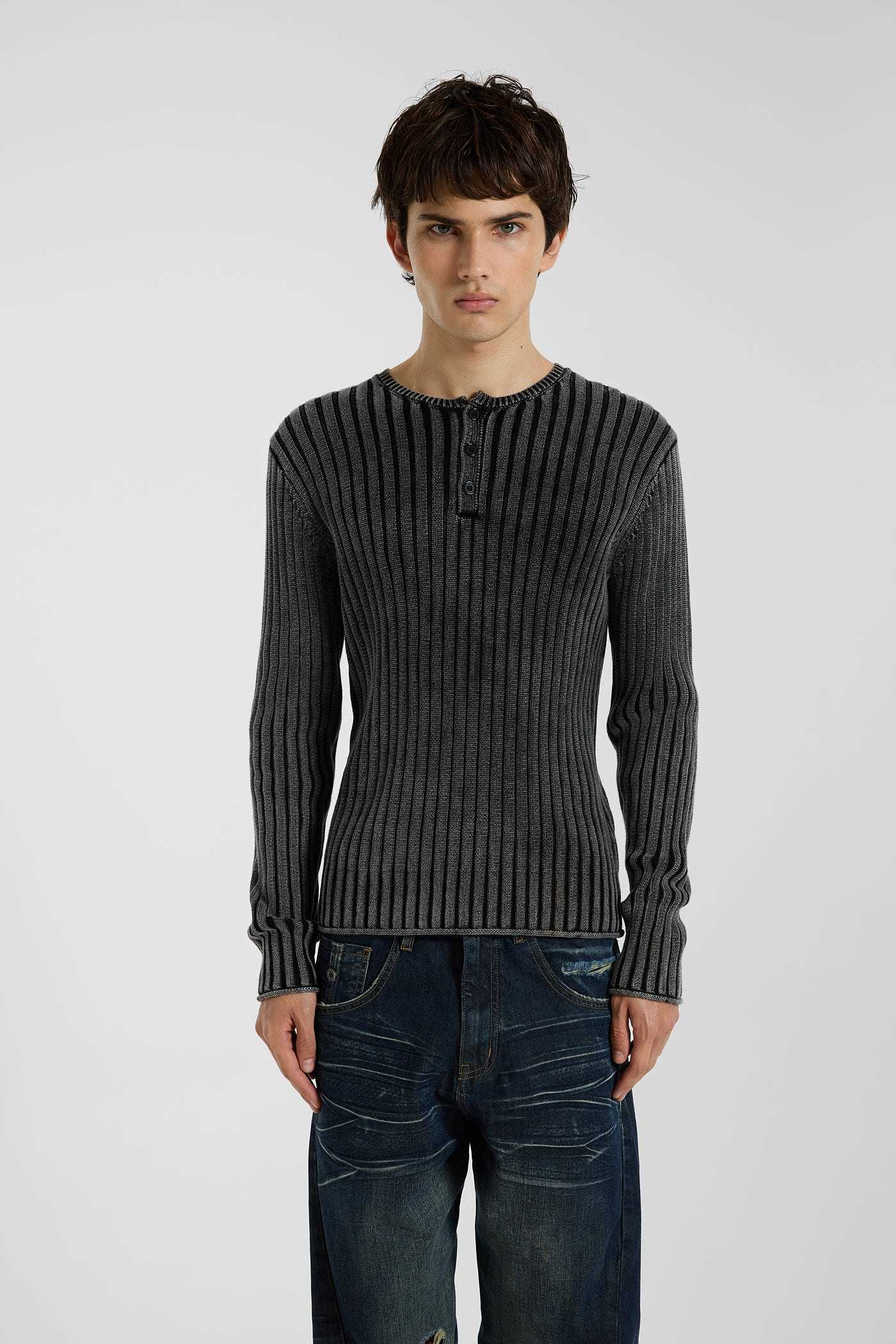 Long Sleeved Henley Knit Top – view 10